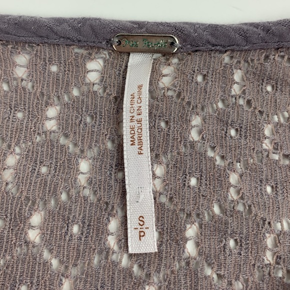 Free People Pullover Top shirt purple lavender Size Small oversized Lace Tassel - Picture 6 of 16